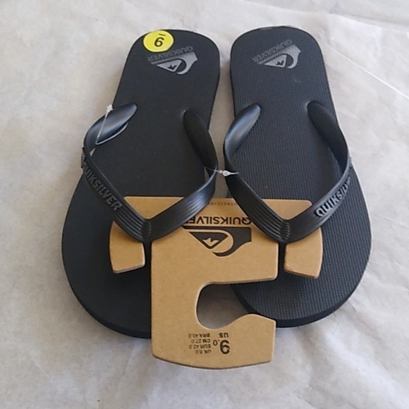 Quiksilver Men's Black Flip Flop Sandals, size 9 - Picture 2 of 4